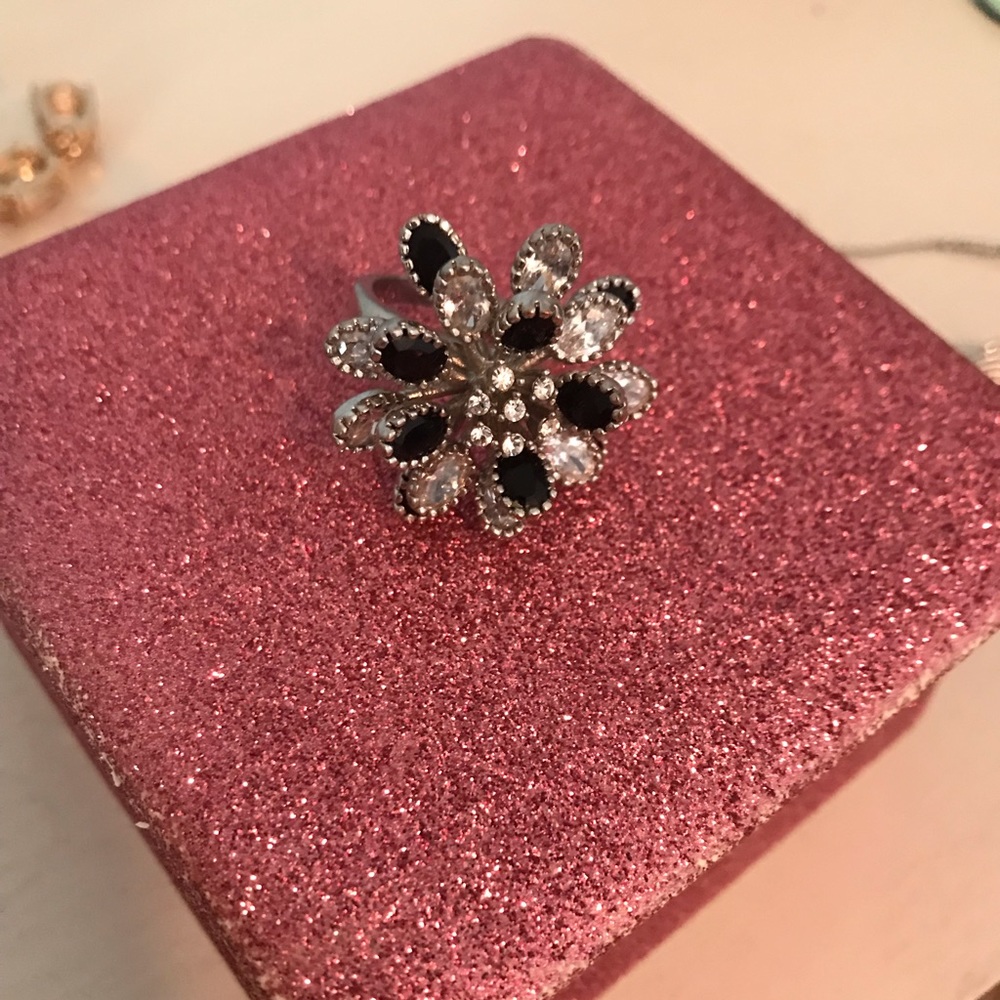 ✨3 for $10!✨ Flower Ring Sterling Silver